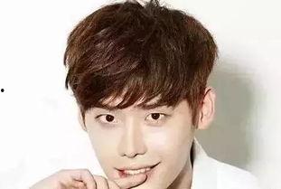 搞笑女网红分析男生头发